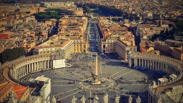 Ватикан вид сверху на центральную площадь фото