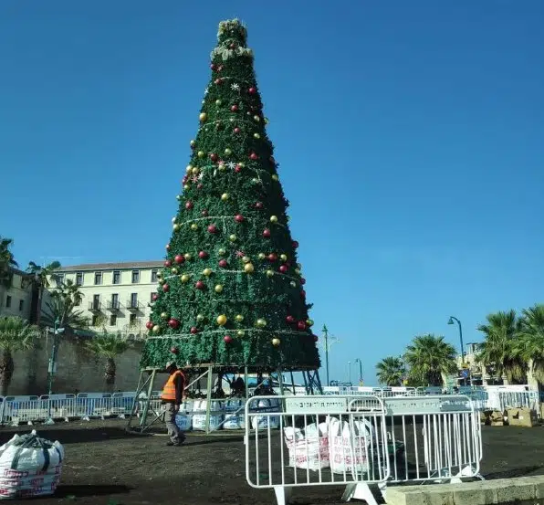 новогодняя елка израиль фото