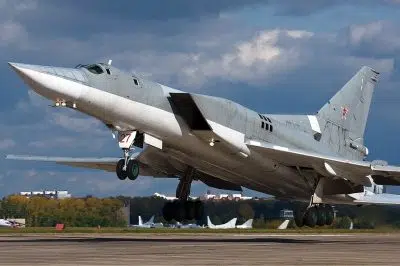 бомбардировщик Ту-22М3 фото