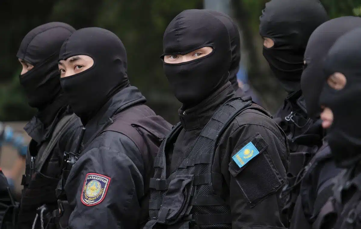 Полиция Казахстана фото