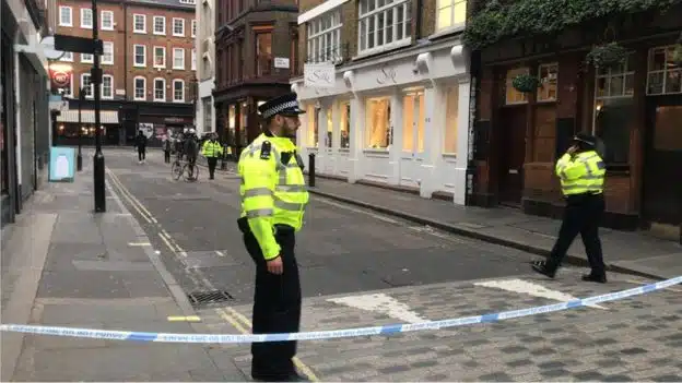 полиция лондона фото