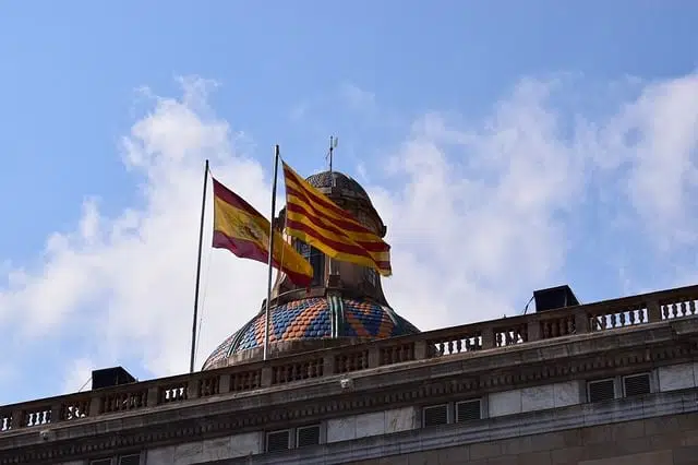 Флаг Испании фото