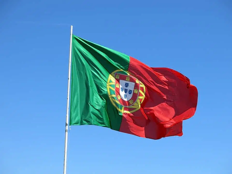 флаг португалии фото