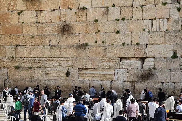 Стена Плача в Иерусалиме фото