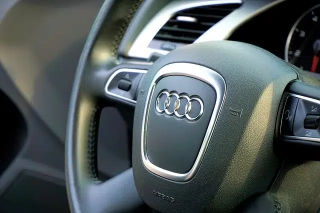 Авто Audi фото