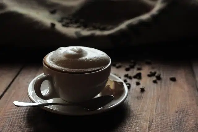 чашка кофе с пенкой фото