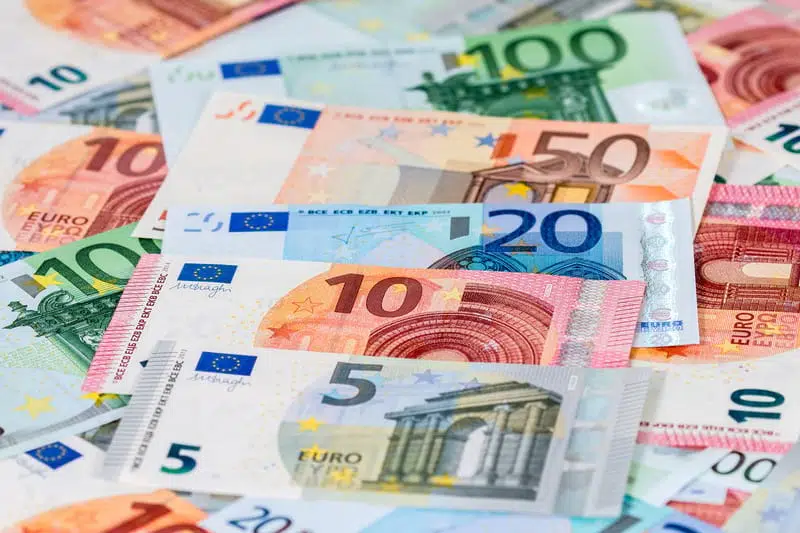 Единым банкнотам и монетам Европы исполняется 20 лет на Новый год 23.04.2024