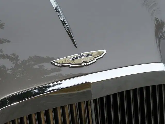Aston Martin картинка
