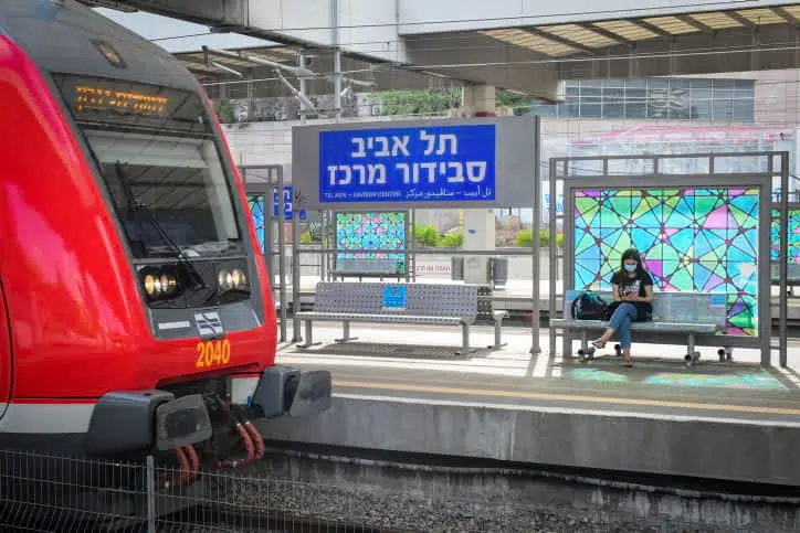 Репатриант из рф представил новую карту железных дорог Израиля 25.04.2024