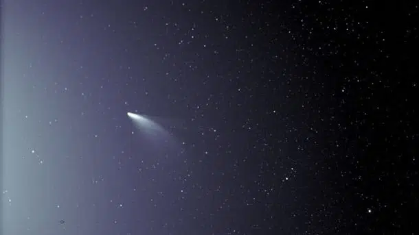 На Землю летит огромная "рогатая" комета - чем это грозит человечеству 28.11.2023