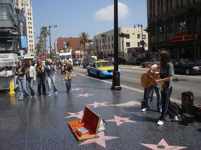Дом Джима Керри в Лос-Анджелесе выставлен на продажу за колоссальную сумму