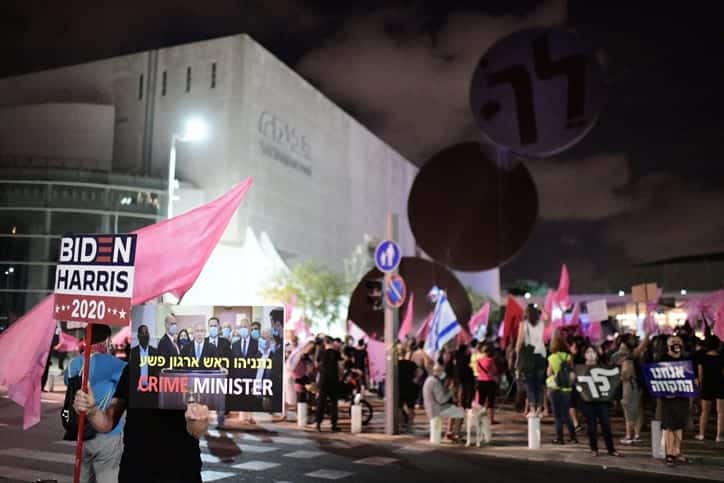Протесты в Тель-Авиве фото