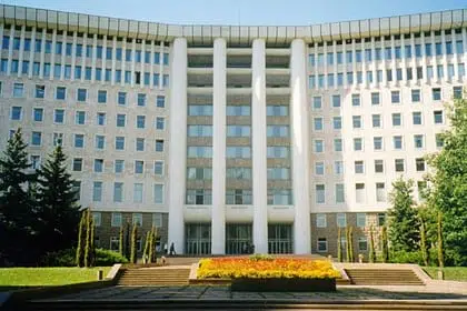 парламент молдовы фото