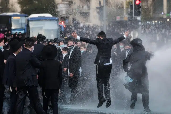 Протесты харедим в Иерусалиме фото