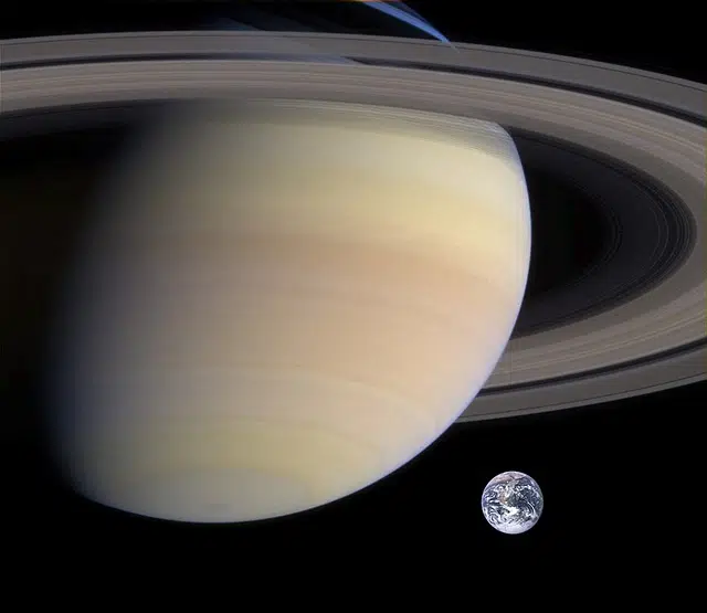 Космос Сатурн картинка