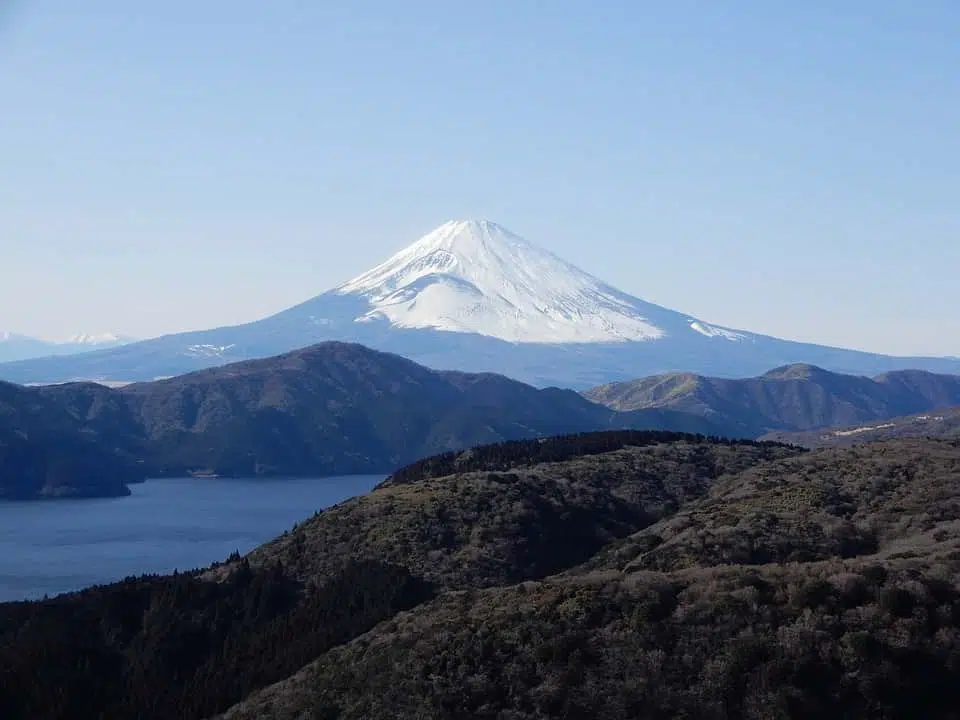 Гора Фудзияма Япония фото