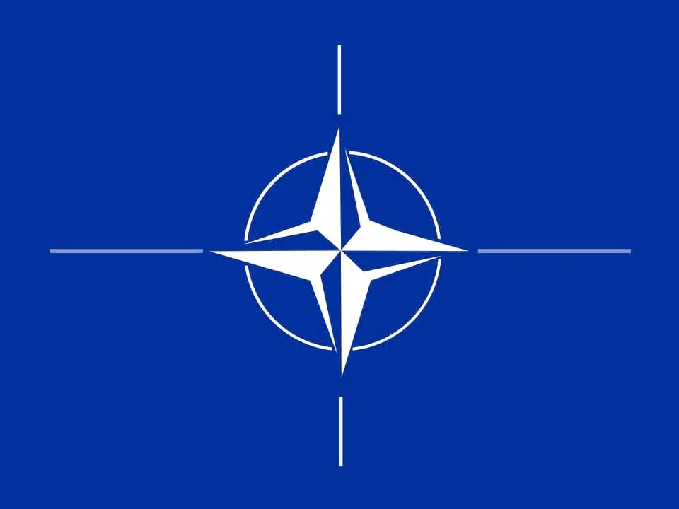 Флаг НАТО изображение