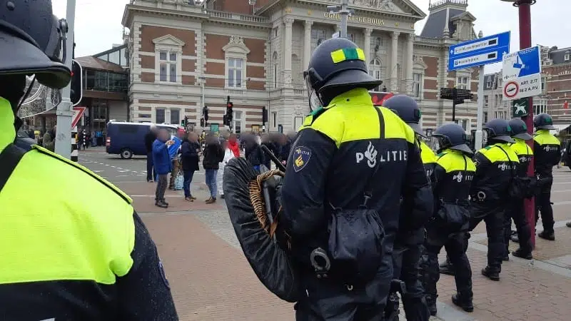 Полиция Нидерландов фото