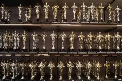 Статуэтки Оскара фото