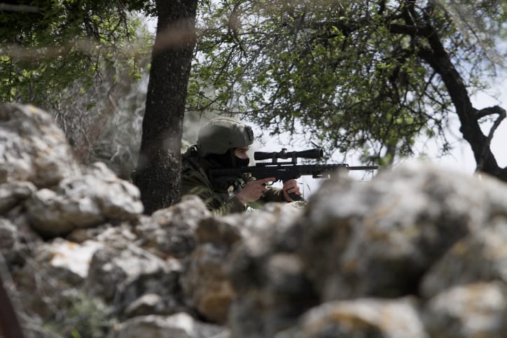 столкновения палестинцев и солдат цахала фото