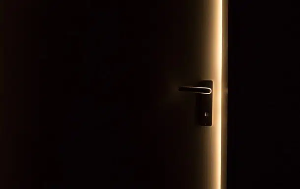 темнота, дверь фото