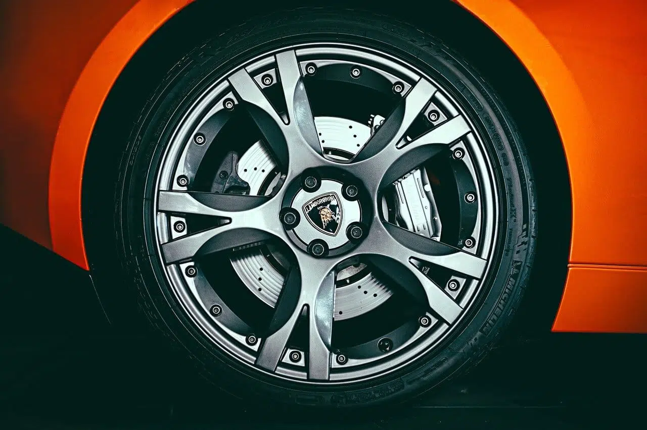Lamborghini авто логотип