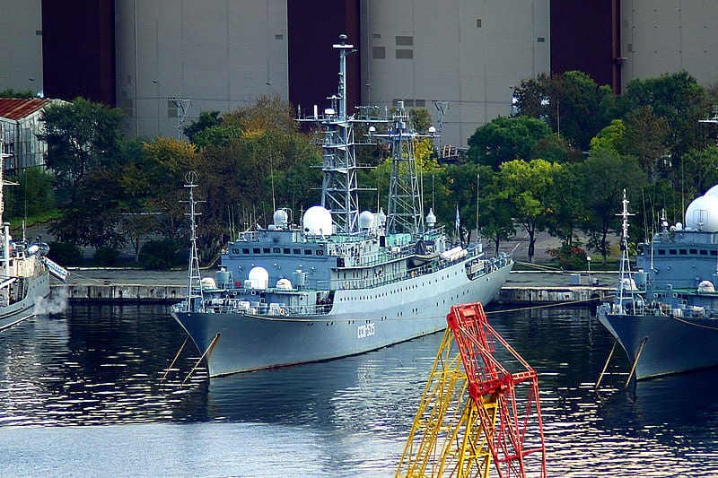 Российский военный корабль Карелия фото