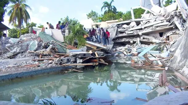 Землетрясение на Гаити фото