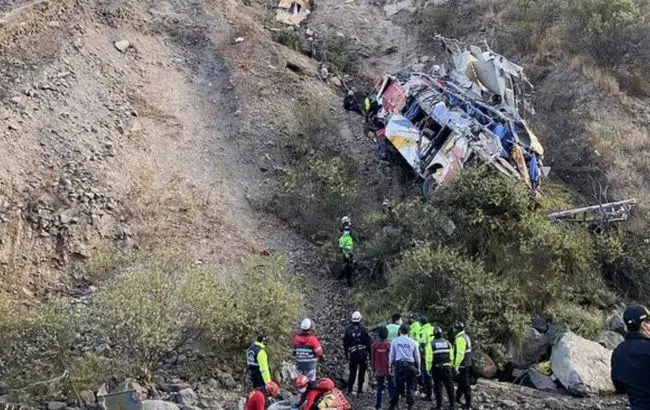 Авария автобуса в Перу фото