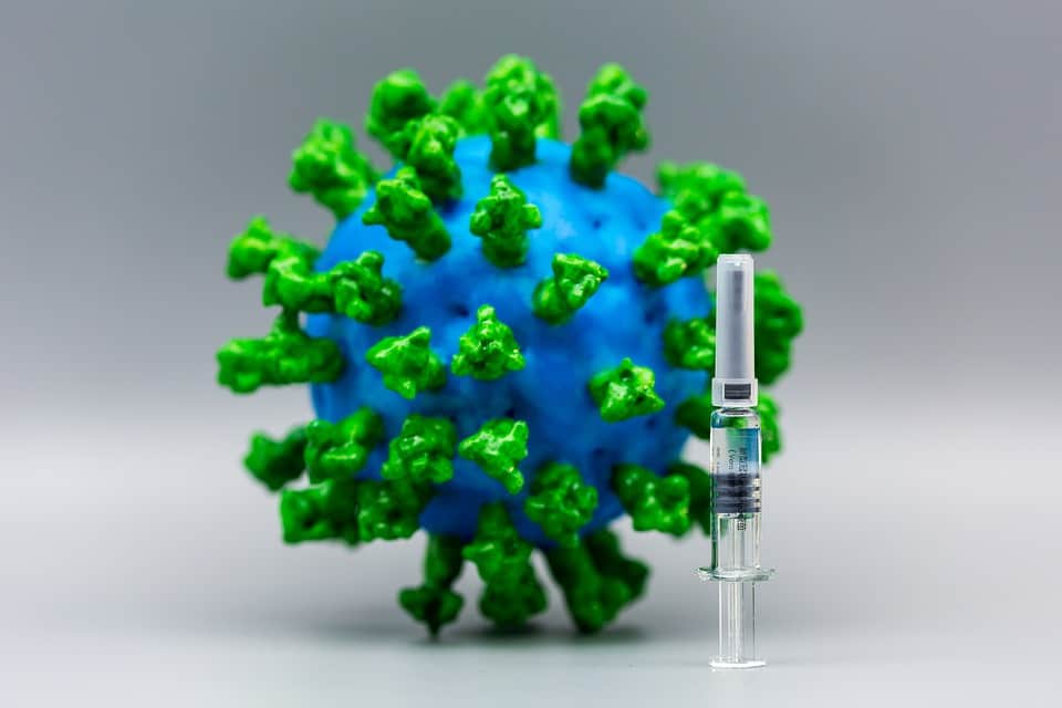 Вакцина от коронавируса изображение