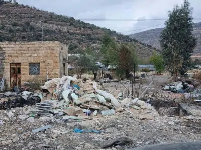 Загрязнение на территории Иудеи и Самарии фото