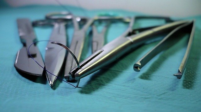 Хирургические инструменты фото