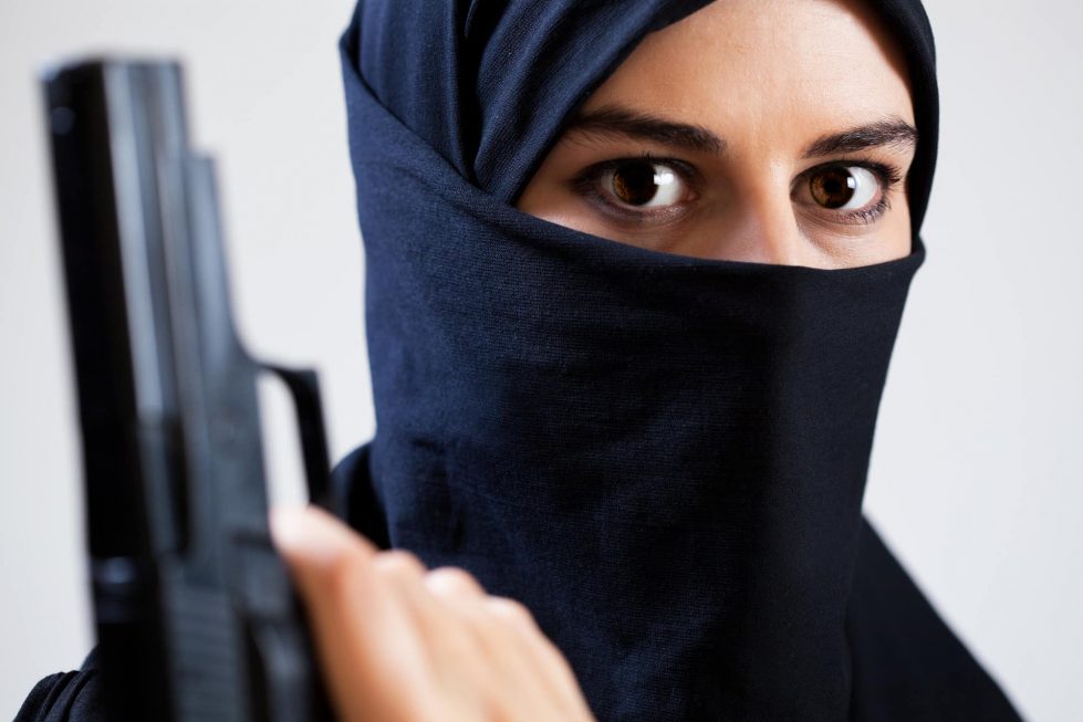 террористка женщина с пистолетом фото