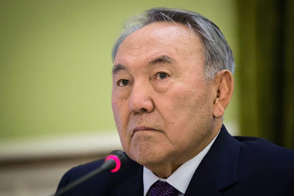 Нурсултан Назарбаев фото