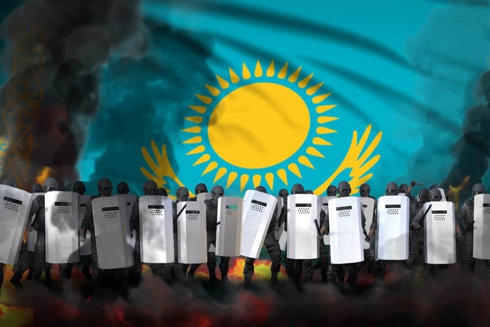 казахстан протесты коллаж