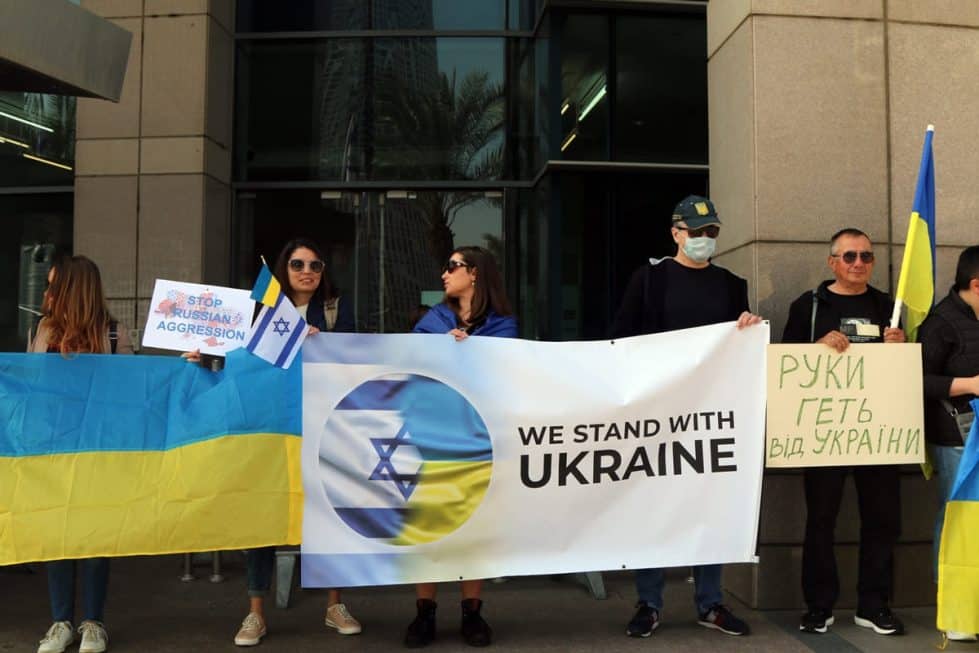 Пикет в Тель-Авиве в поддержку Украины фото
