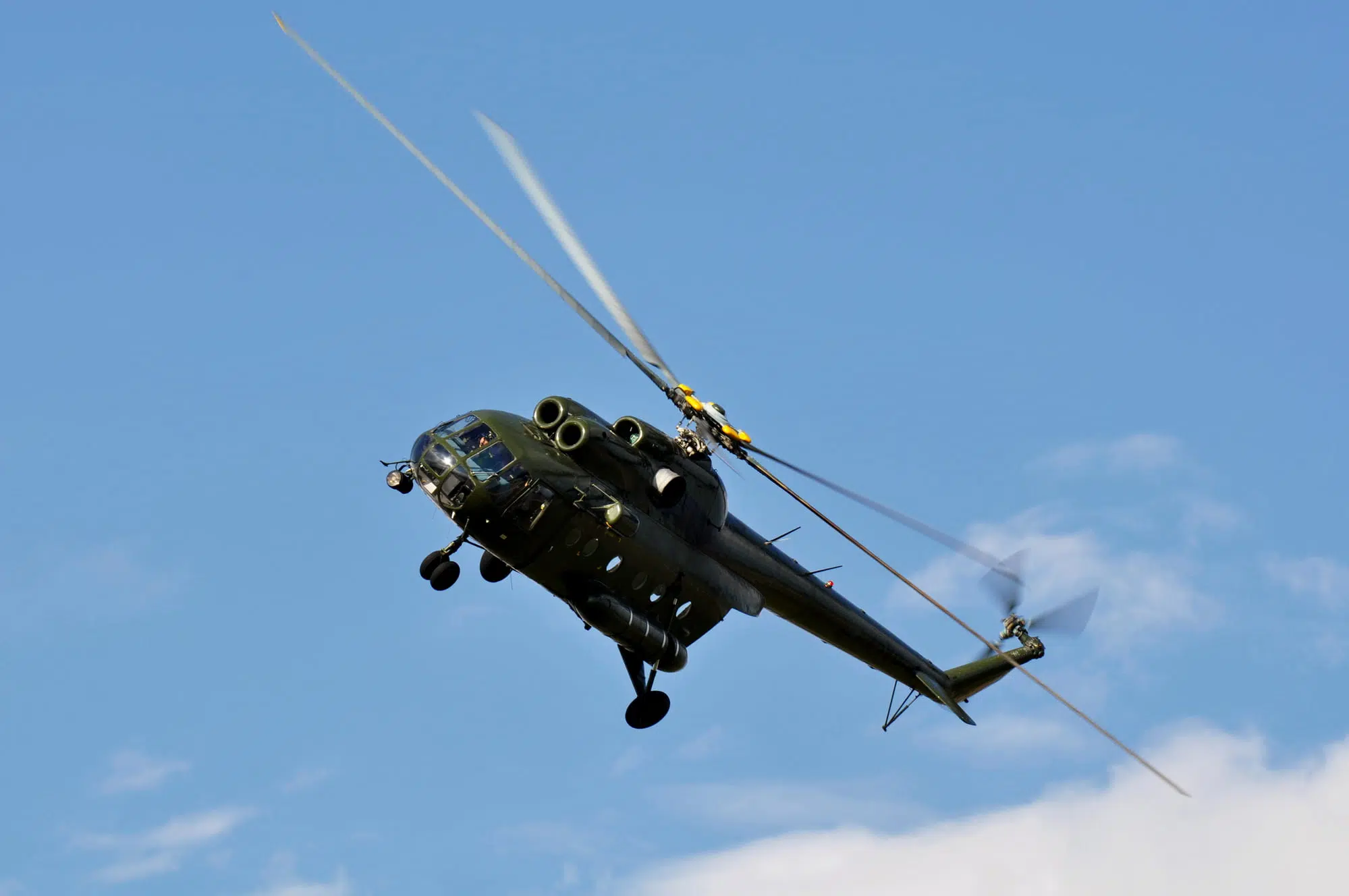 Вертолет Ми8 фото