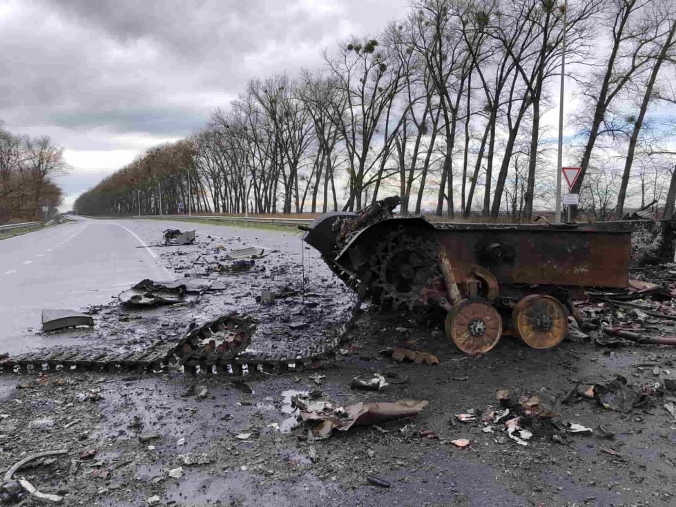 разрушенная техника война в украине фото