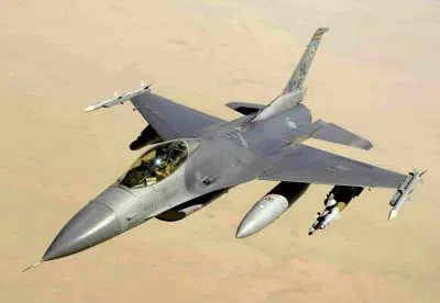 F-16 фото