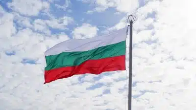 Флаг Болгарии фото