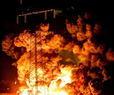 В рф произошел взрыв на заводе, производящем сталь для баллистических ракет - видео