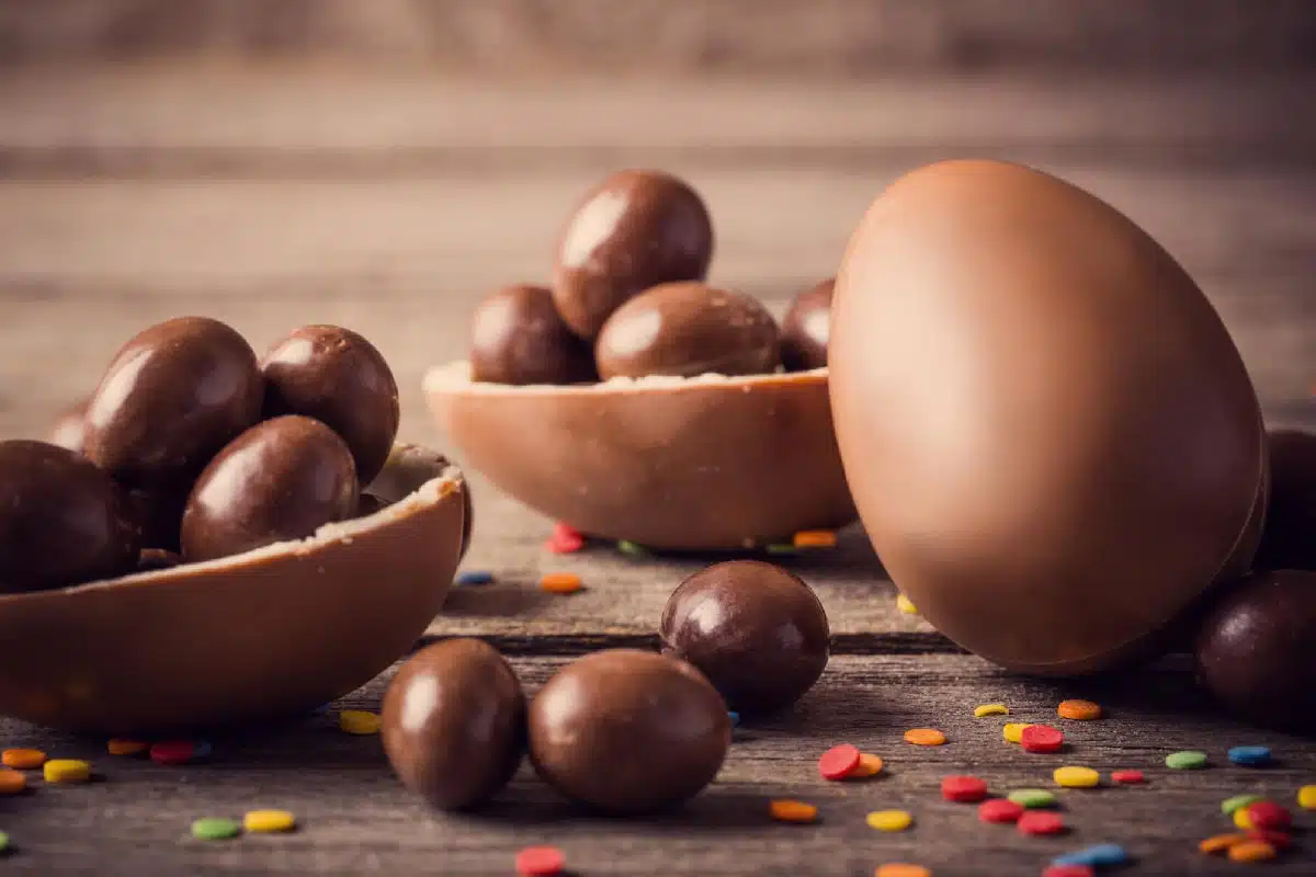 Шоколадное яйцо изображение