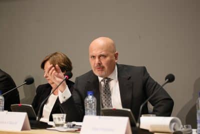 Главу МУС обвинила в домогательствах его ассистентка: Я чувствовала себя в ловушке
