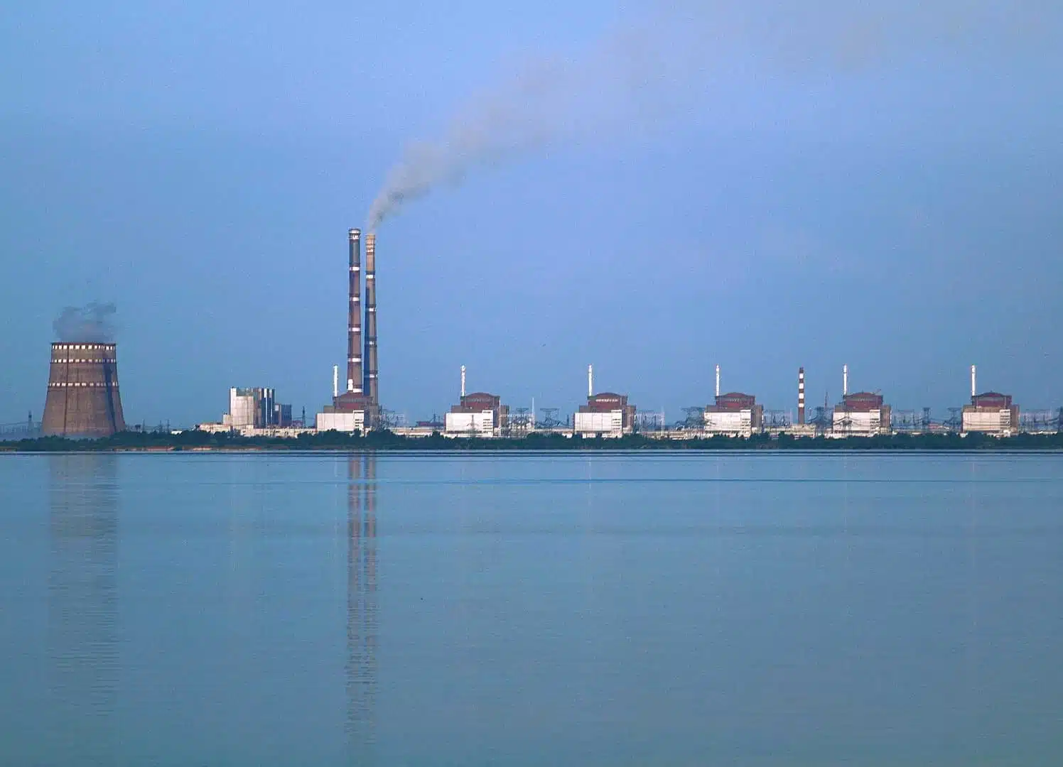 Запорожская атомная электростанция (ЗАЭС) фото