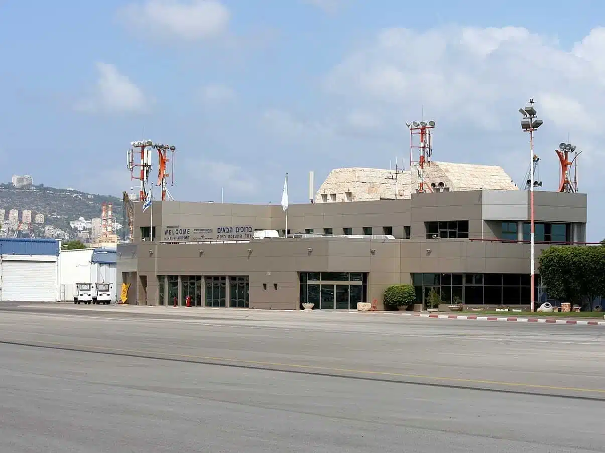 Аэропорт Хайфы фото