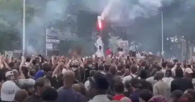 Протесты во Франции скриншот