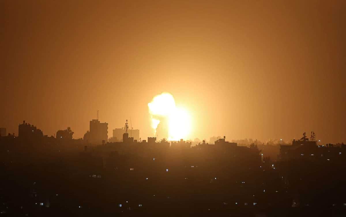 Нанесение удара по Сектору Газа фото