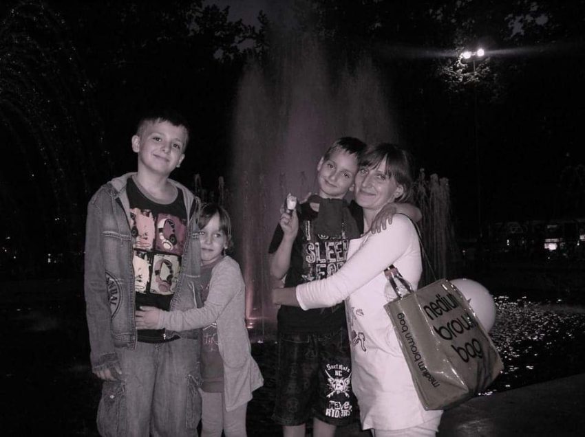 Елена Ельмина с детьми фото 