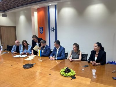 Израильский и украинский города подписали Меморандум о дружбе – фото 27.07.2024