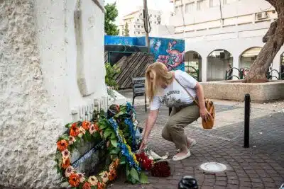 Память сильнее времени – Israeli Friends of Ukraine провели акцию в честь ветеранов (ФОТО) 09.05.2025